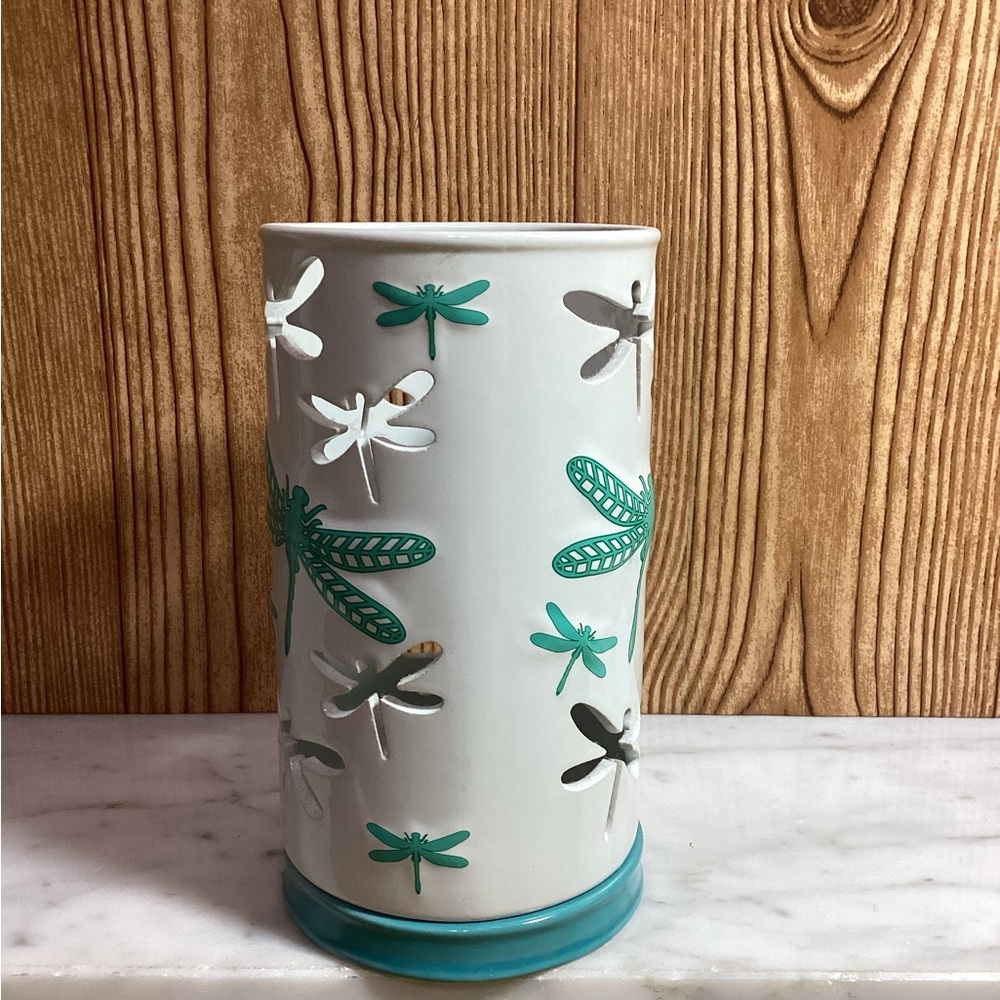 Yankee Candle 2015 Dragonfly Ceramic Cylinder Candle Holder 6.5” Illuminating